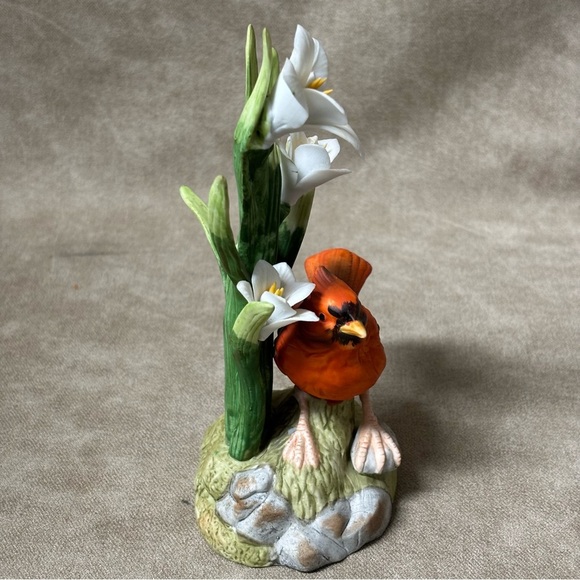 Cardinal & Flowers Figurine by Aldon - Picture 7 of 8